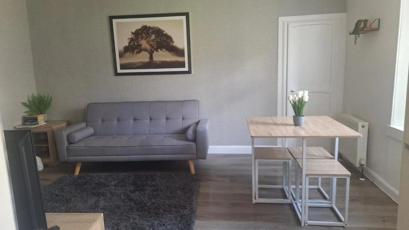 Modern 2 Bedroom And 2 Bath Apartment Aberdeen Großbritannien